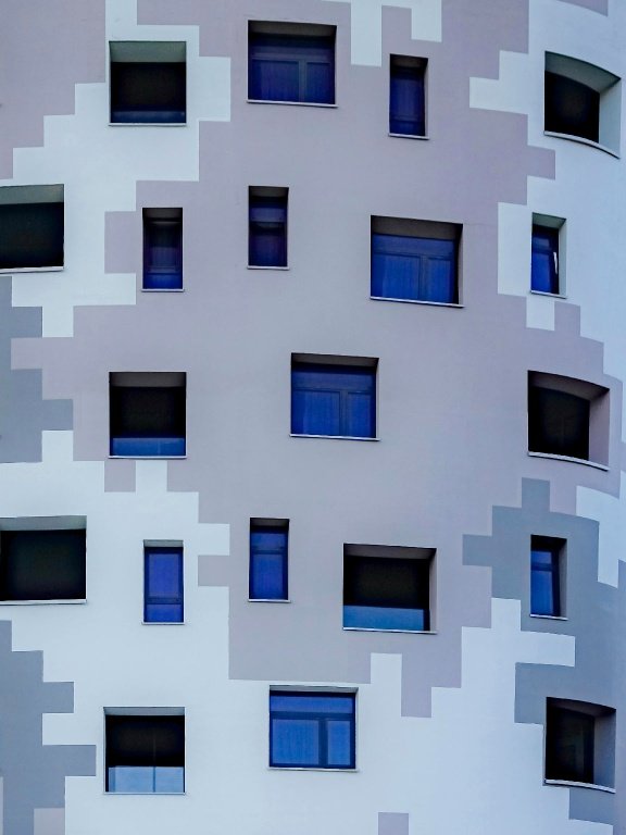 Puzzle picture for a spot-the-difference puzzle